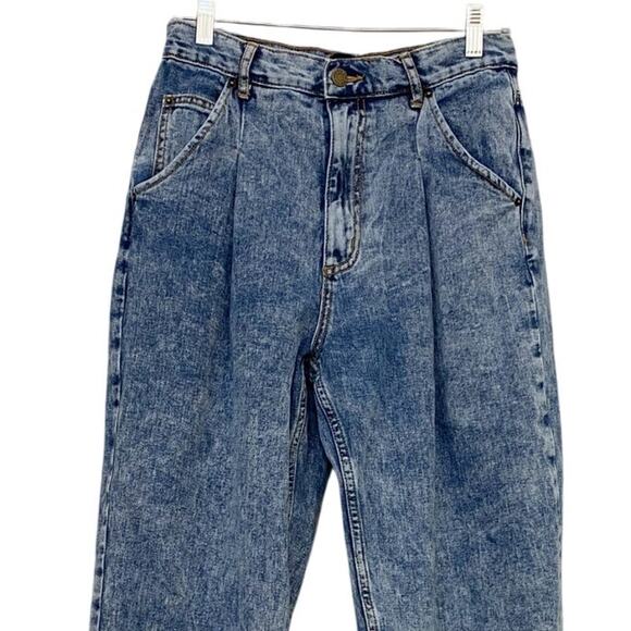 BDG Urban Outfitters Bleached High Waisted Jeans - 27 - Picture 8 of 13